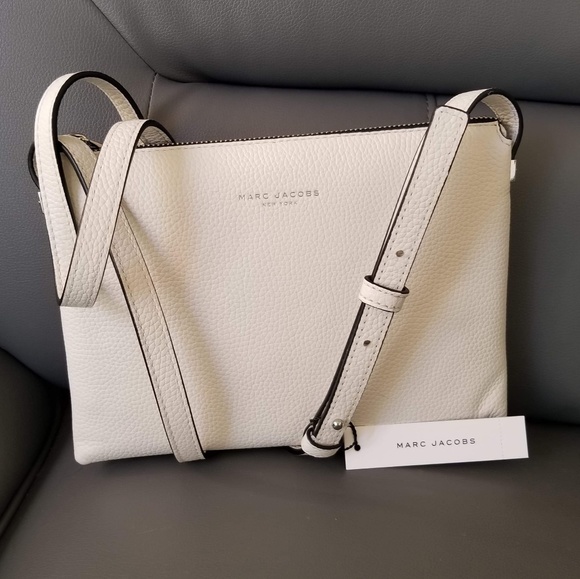 Marc Jacobs Handbags - FINAL PRICE🔖Marc Jacob's Leather bag New